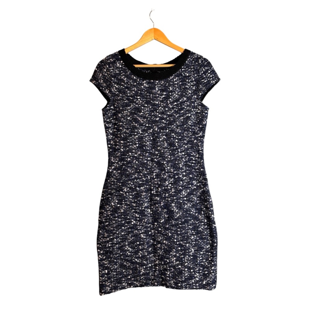 St. John Navy and White Cap Sleeve Tweed Mini Dress Size 6